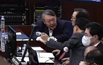 “경고성 계엄? 책임 회피” 적시…특...