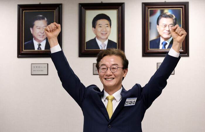 전재수, 출마 선언과 동시에 승부수…...