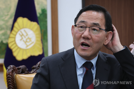 이정현 “중진 욕심” vs 주호영 “...