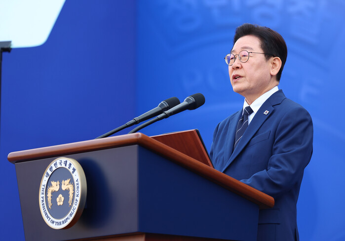 이 대통령 67% ‘취임 후 최고’…...