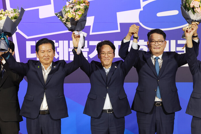 민주당 당대표 본경선 첫 행보...정...